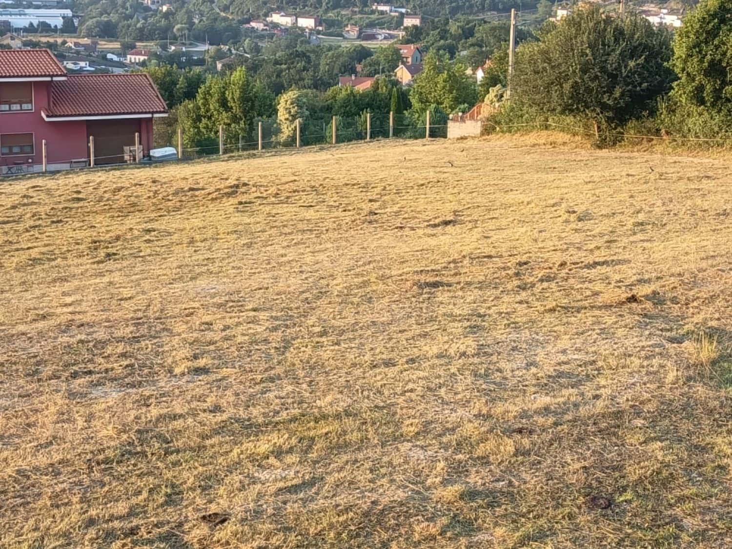 Grunde uden byggetilladelser til salg i Gijon - € 125.000 (Ref: 8826916)