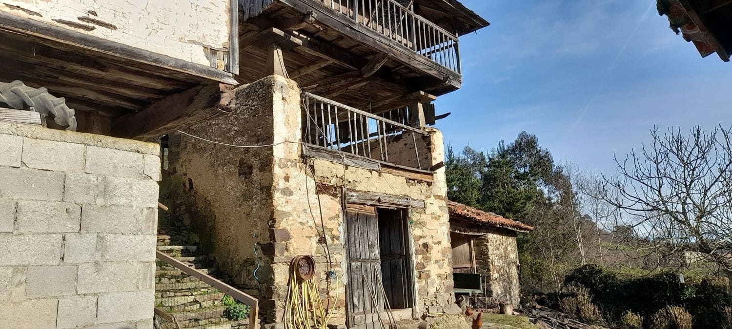 4 sypialnia Finka/Dom wiejski na sprzedaż w Luarca z garażem - 49 900 € (Ref: 8842914)