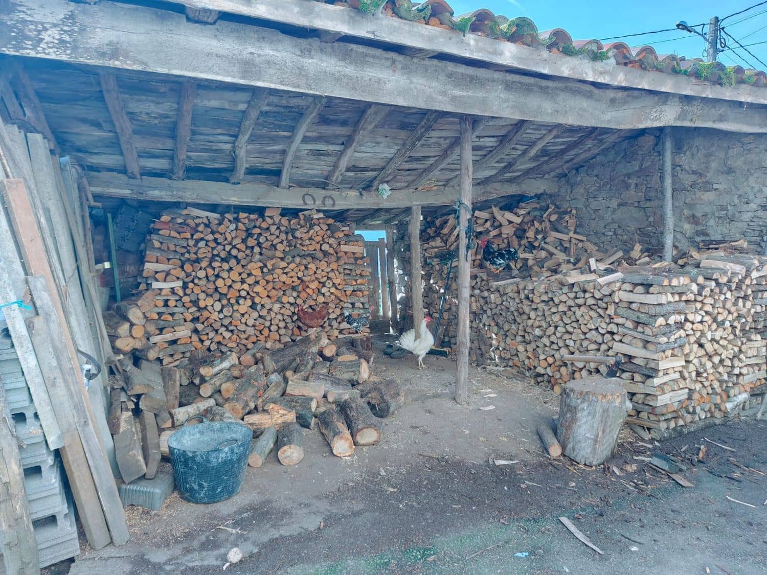 4 sypialnia Finka/Dom wiejski na sprzedaż w Luarca z garażem - 49 900 € (Ref: 8842914)