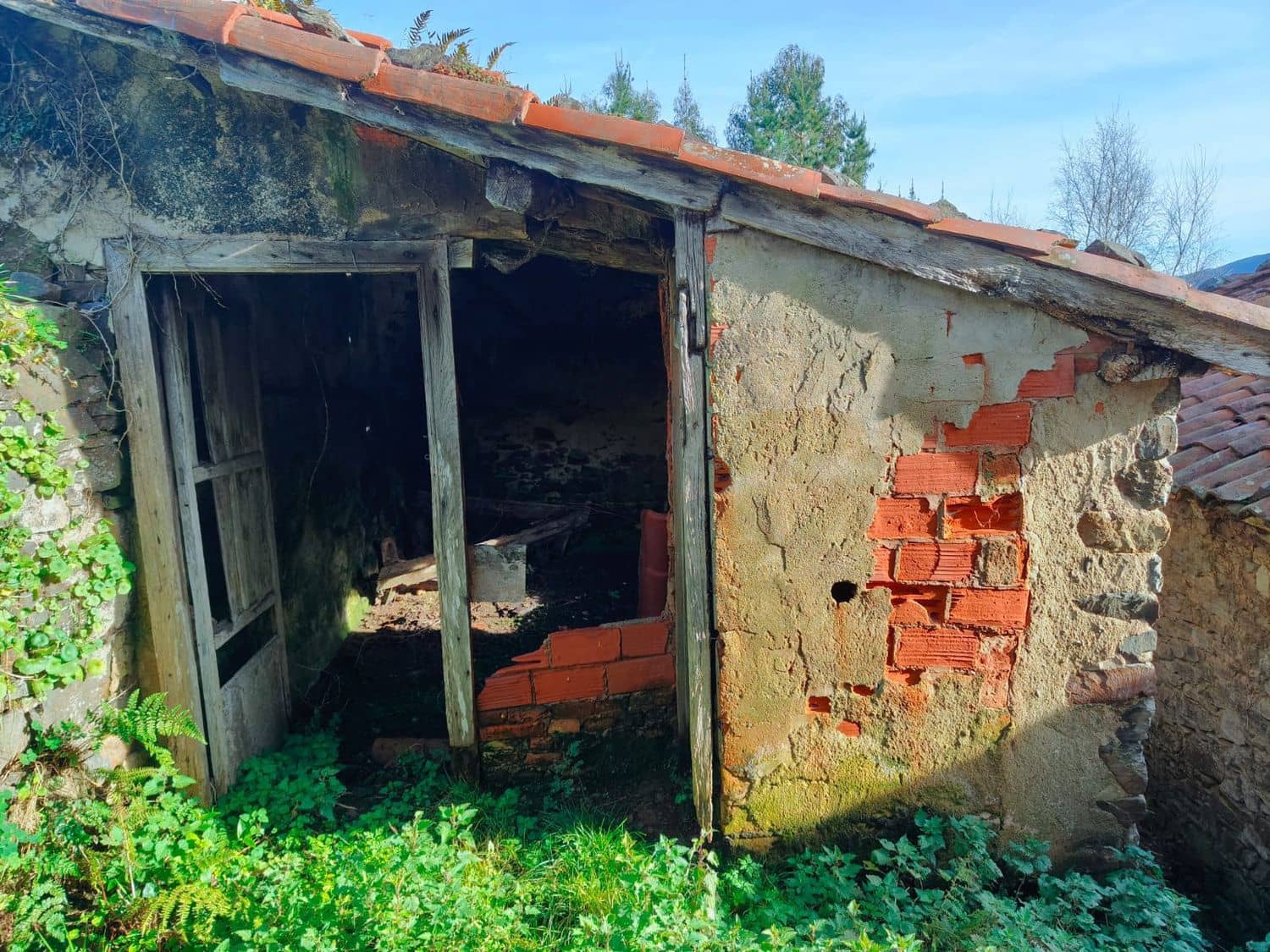 4 sypialnia Finka/Dom wiejski na sprzedaż w Luarca z garażem - 49 900 € (Ref: 8842914)