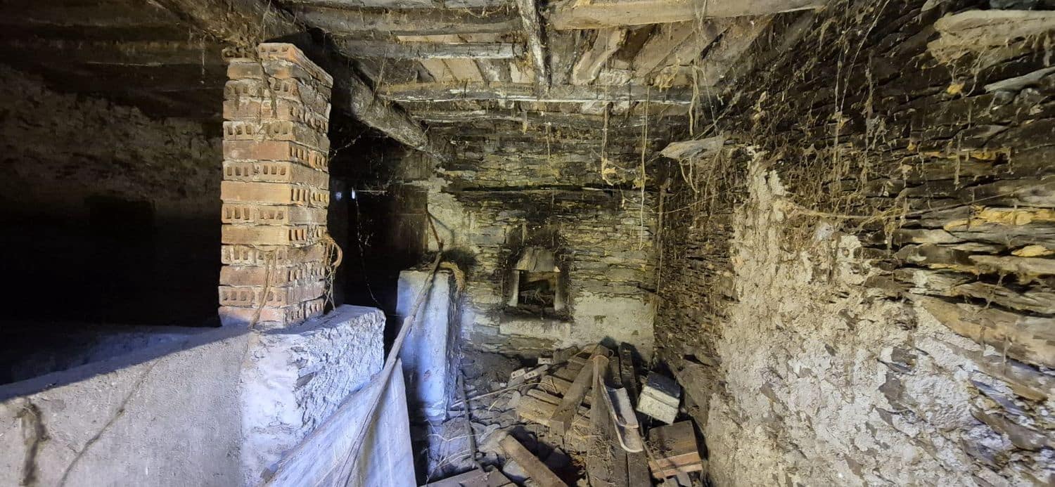 2 chambre Finca/Maison de Campagne à vendre à Coana avec garage - 50 000 € (Ref: 8842915)