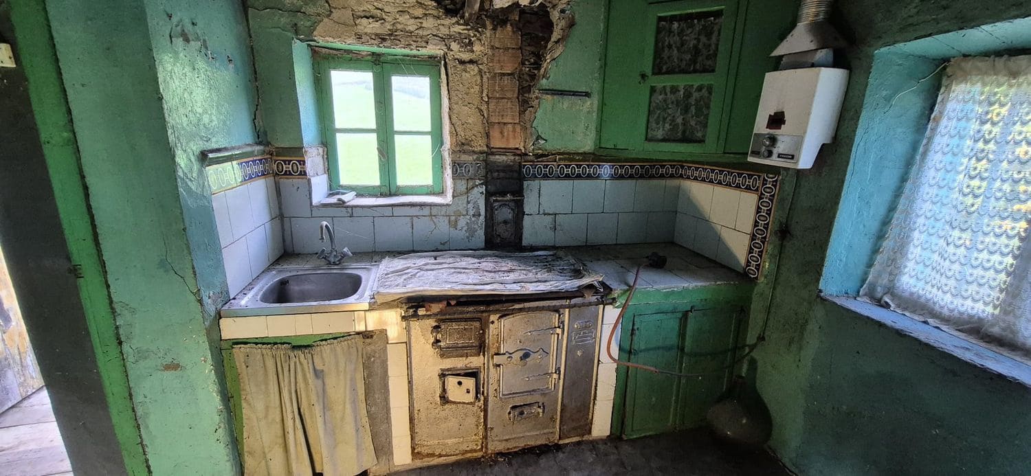 2 chambre Finca/Maison de Campagne à vendre à Coana avec garage - 50 000 € (Ref: 8842915)