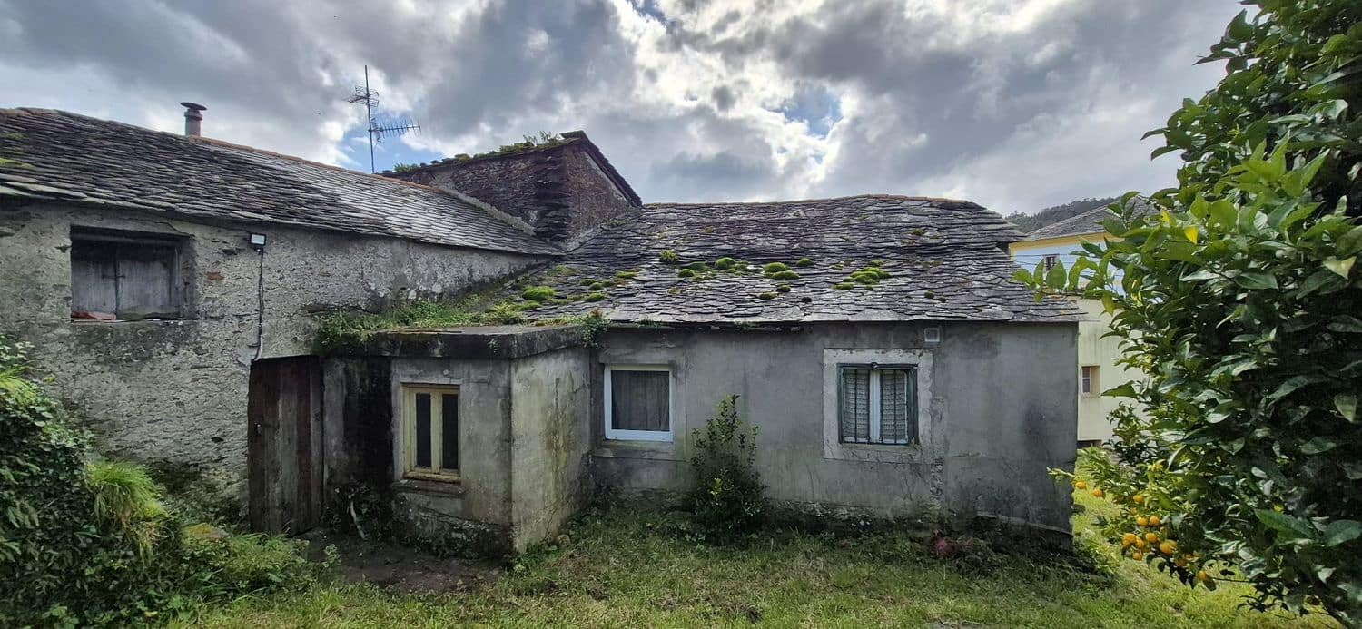 2 chambre Finca/Maison de Campagne à vendre à Coana avec garage - 50 000 € (Ref: 8842915)