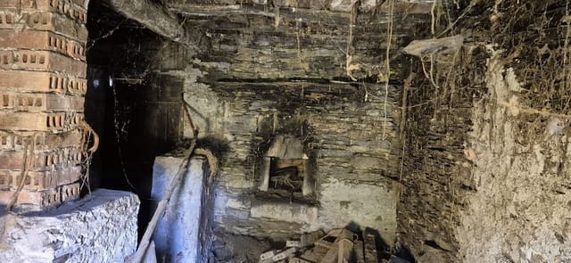 2 makuuhuone Maalaistalo myytävänä paikassa Coaña mukana 
autotalli - 50 000 € (Ref: 8842915)