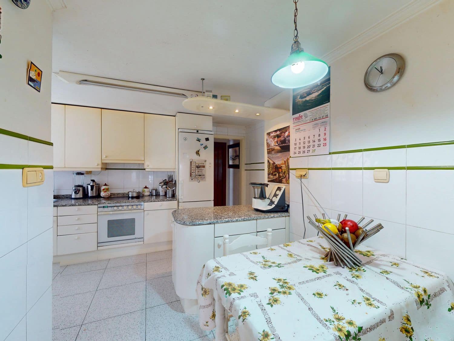 6 soveværelse Lejlighed til salg i Gijon med garage - € 319.900 (Ref: 8854452)