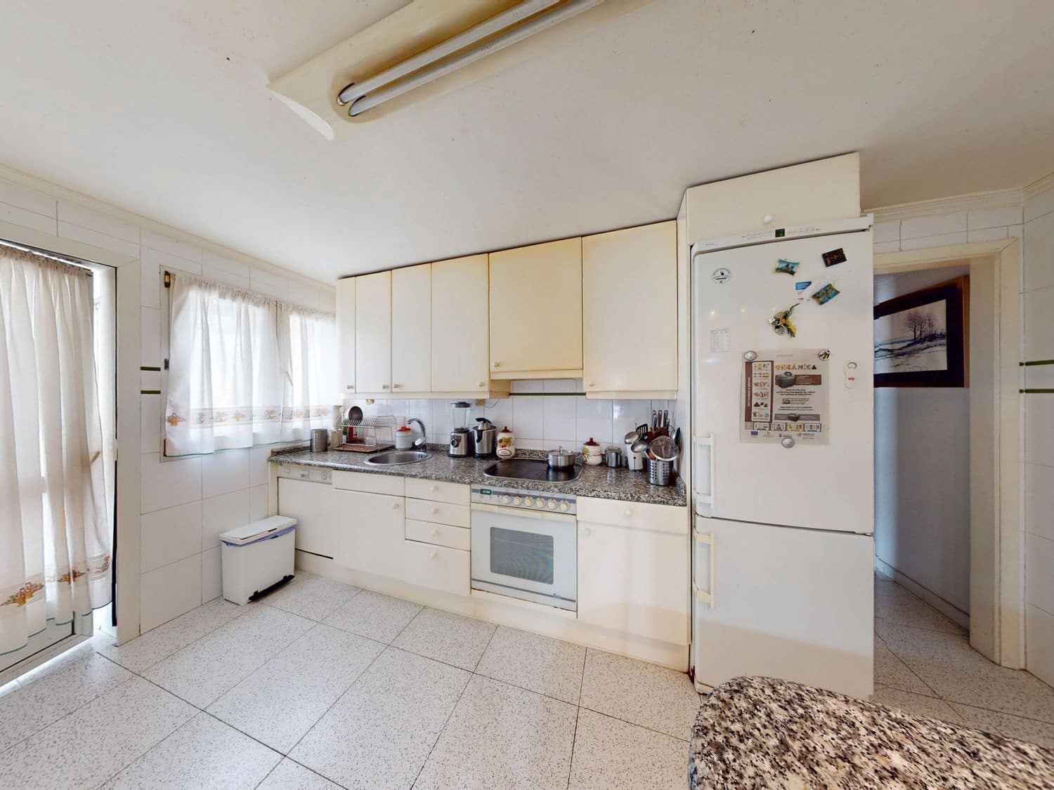 6 soveværelse Lejlighed til salg i Gijon med garage - € 319.900 (Ref: 8854452)