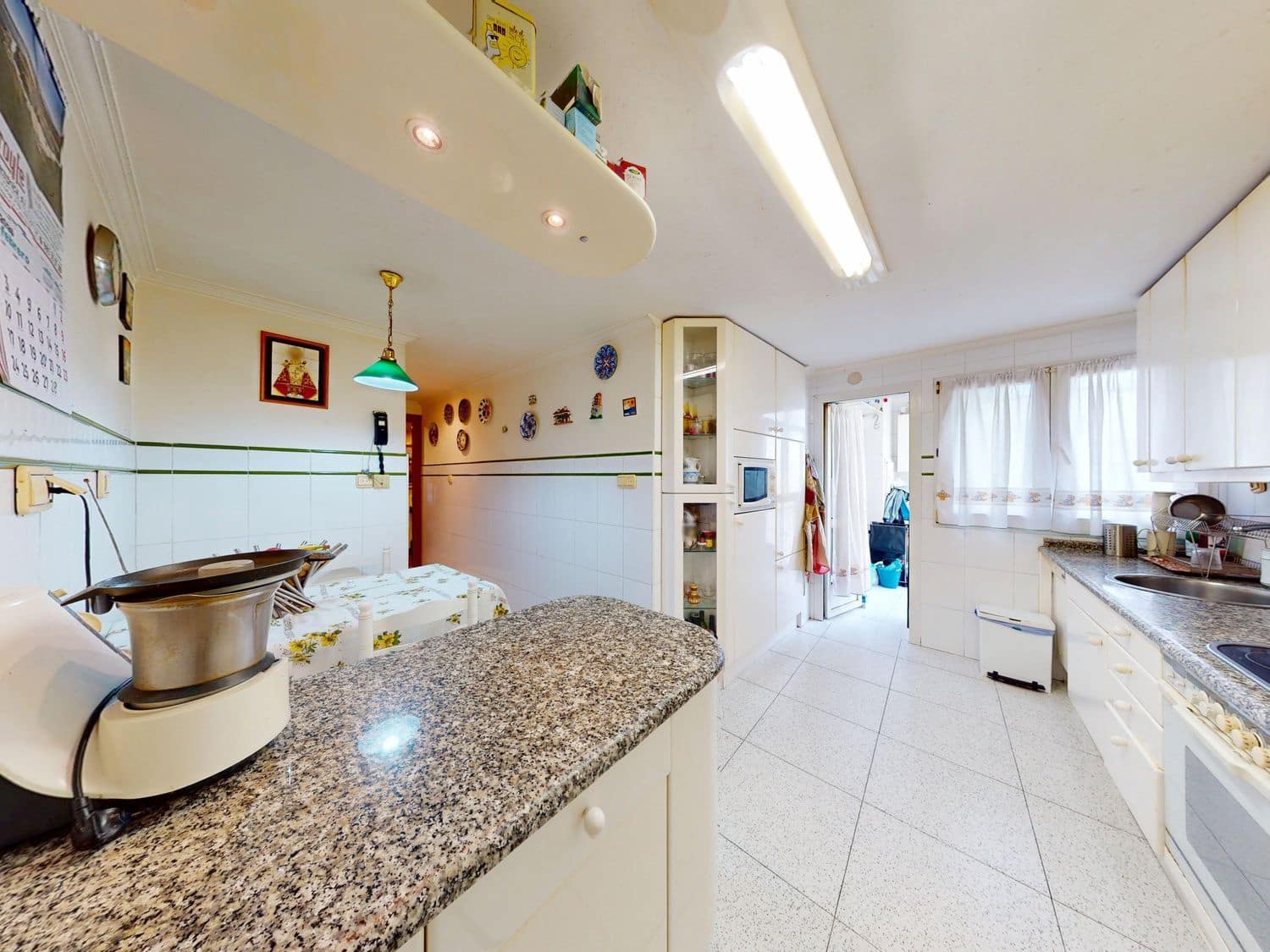 6 soveværelse Lejlighed til salg i Gijon med garage - € 319.900 (Ref: 8854452)