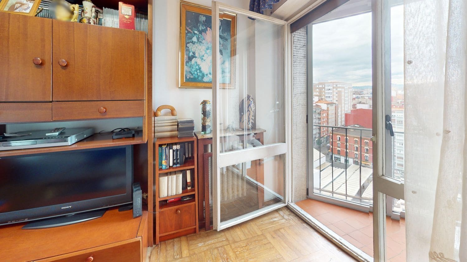 6 soveværelse Lejlighed til salg i Gijon med garage - € 319.900 (Ref: 8854452)