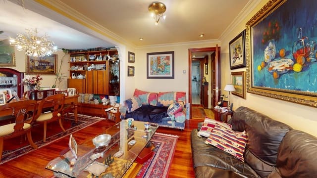 6 soveværelse Lejlighed til salg i Centro Urbano, Gijón med garage - € 319.900 (Ref: 8854452)