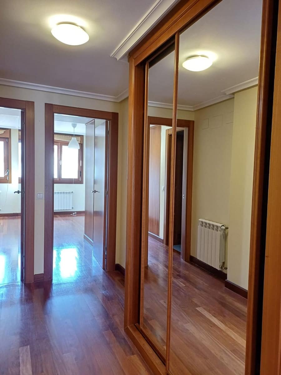 2 soveværelse Lejlighed til salg i Gijon med garage - € 360.000 (Ref: 8862136)