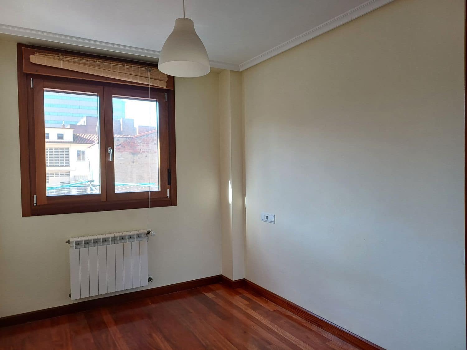 2 soveværelse Lejlighed til salg i Gijon med garage - € 360.000 (Ref: 8862136)