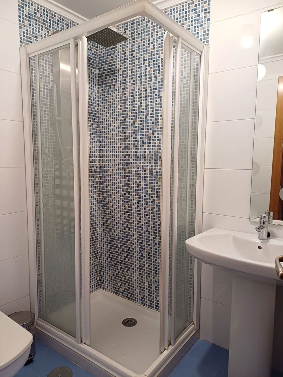 2 soveværelse Lejlighed til salg i Gijon med garage - € 360.000 (Ref: 8862136)