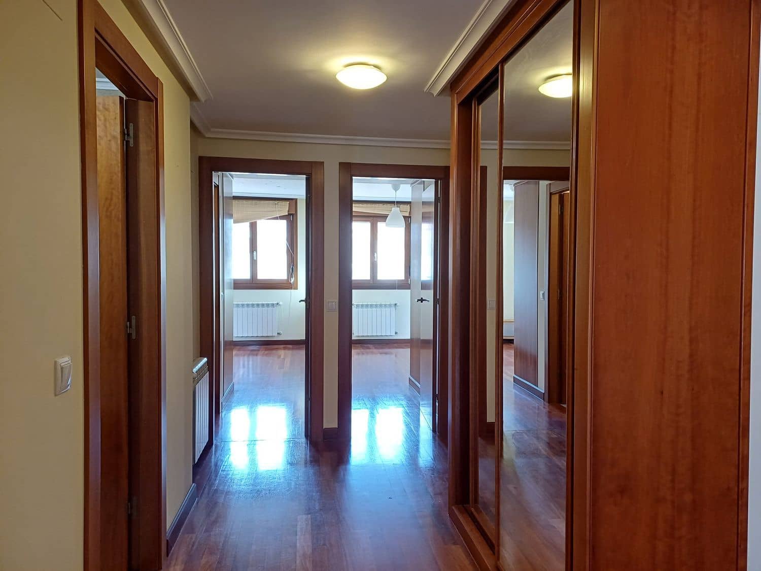 2 soveværelse Lejlighed til salg i Gijon med garage - € 360.000 (Ref: 8862136)