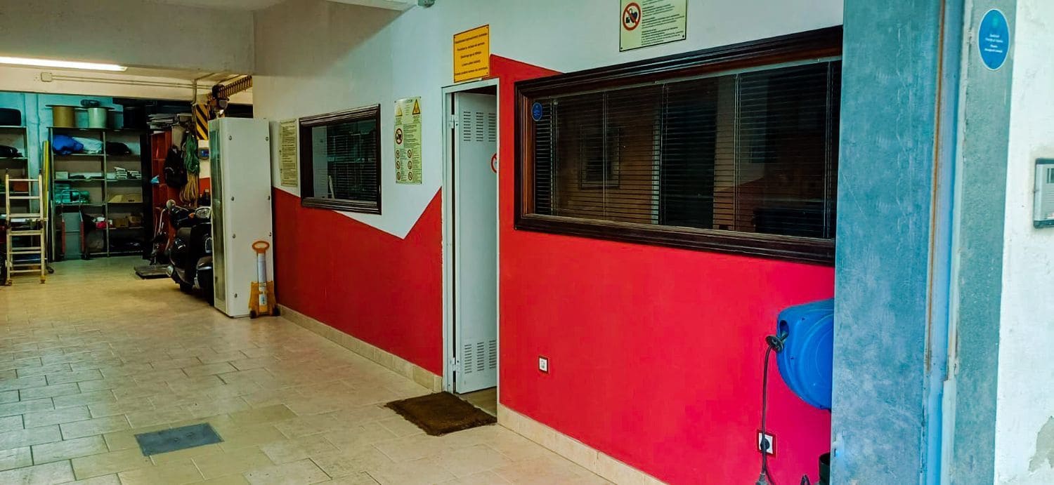 Commerciale in vendita in Oviedo - 85.000 € (Rif: 8862139)