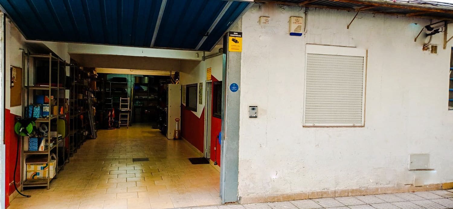 Commerciale in vendita in Oviedo - 85.000 € (Rif: 8862139)