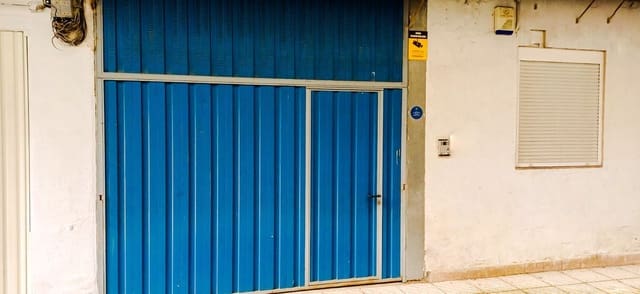 Erhverv til salg i Centro Urbano, Oviedo - € 85.000 (Ref: 8862139)