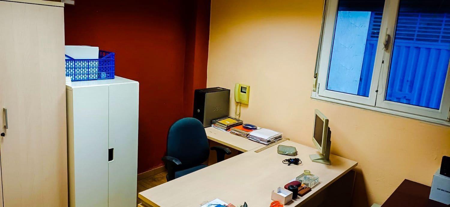 Commerciale in vendita in Oviedo - 85.000 € (Rif: 8862139)