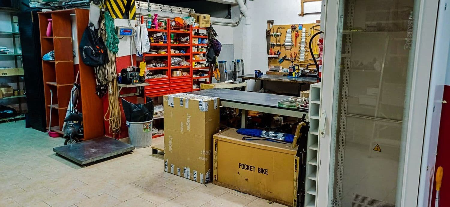 Commerciale in vendita in Oviedo - 85.000 € (Rif: 8862139)