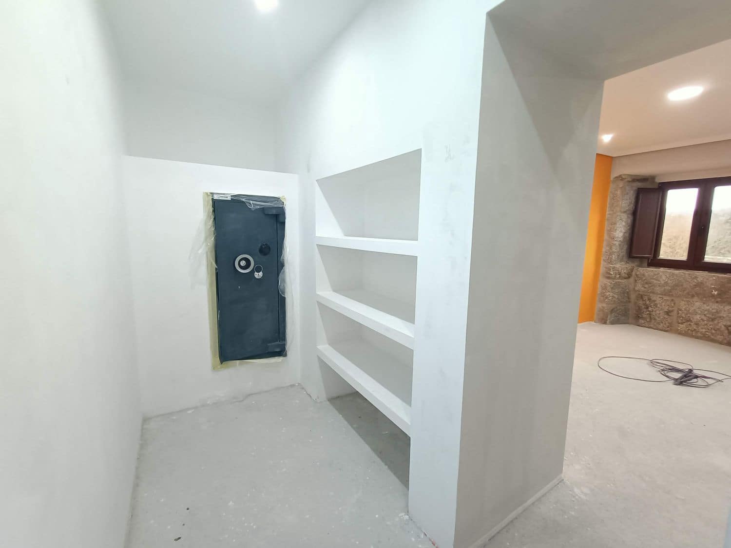 6 soveværelse Finca/Landehus til salg i Lugo by med swimmingpool garage - € 449.000 (Ref: 8881293)