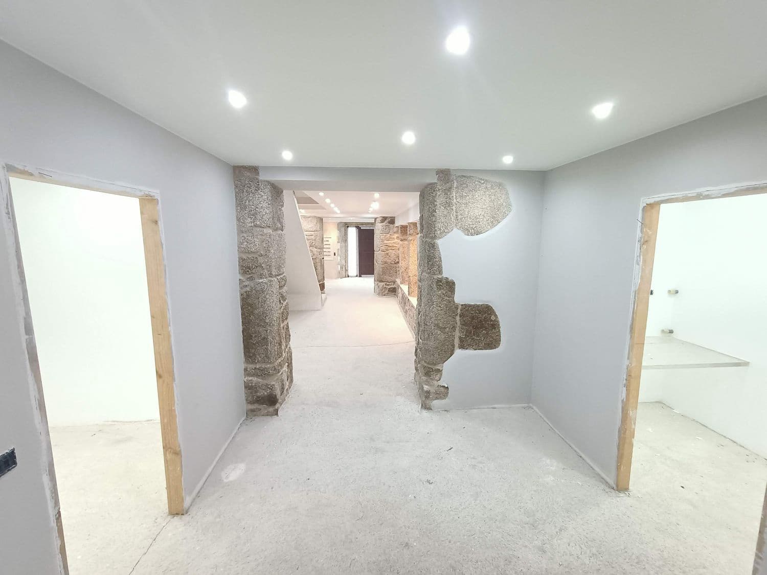 6 soveværelse Finca/Landehus til salg i Lugo by med swimmingpool garage - € 449.000 (Ref: 8881293)