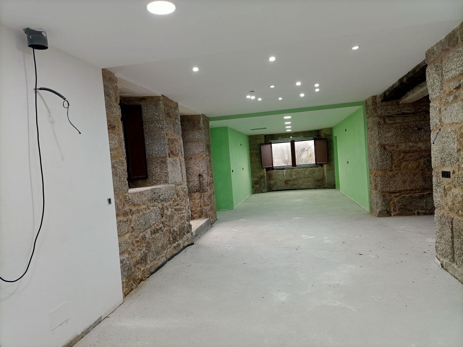 6 soveværelse Finca/Landehus til salg i Lugo by med swimmingpool garage - € 449.000 (Ref: 8881293)