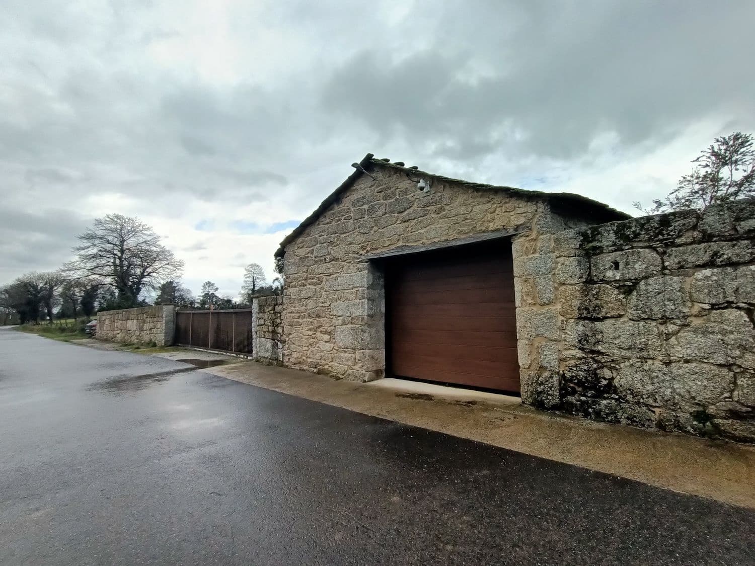 6 soveværelse Finca/Landehus til salg i Lugo by med swimmingpool garage - € 449.000 (Ref: 8881293)