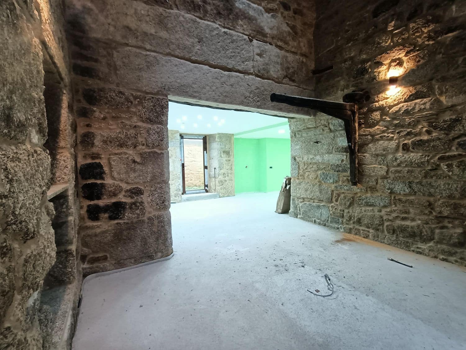 6 soveværelse Finca/Landehus til salg i Lugo by med swimmingpool garage - € 449.000 (Ref: 8881293)