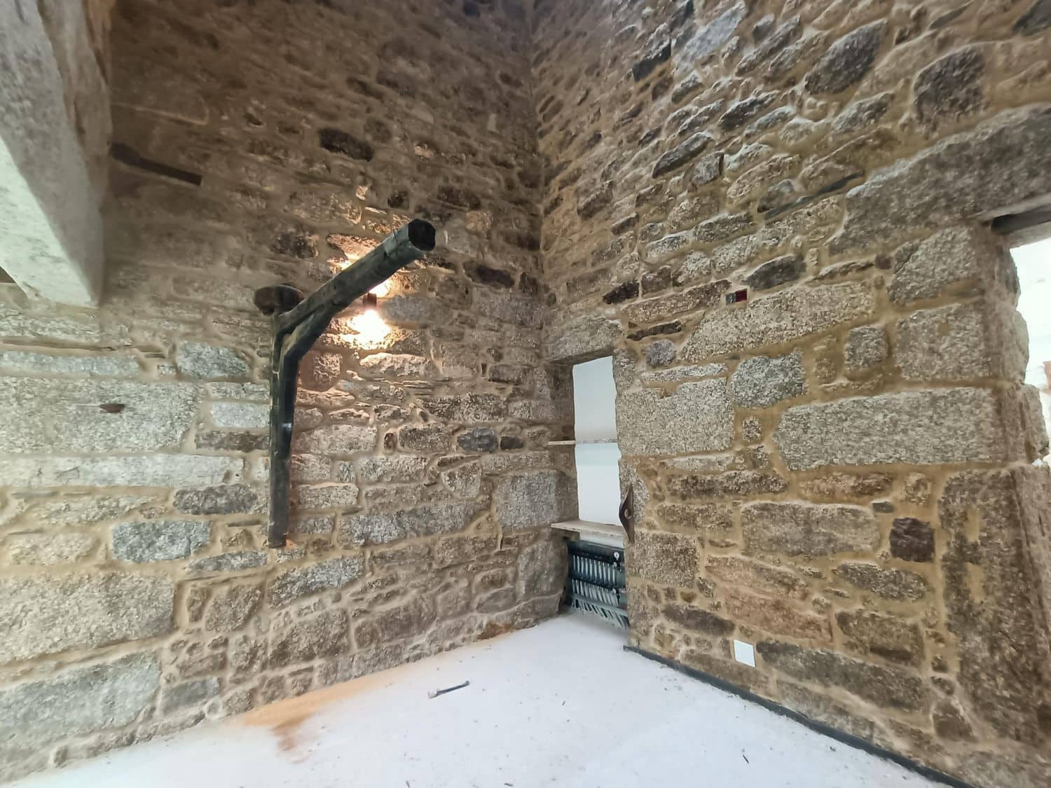 6 soveværelse Finca/Landehus til salg i Lugo by med swimmingpool garage - € 449.000 (Ref: 8881293)