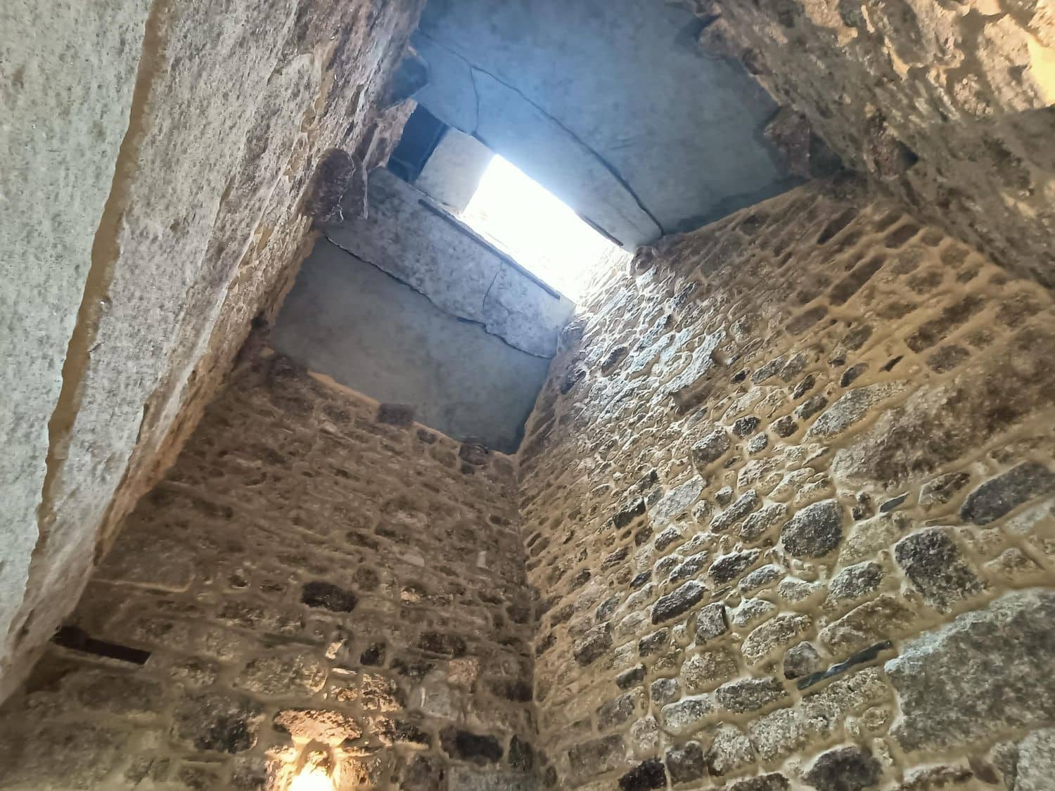 6 soveværelse Finca/Landehus til salg i Lugo by med swimmingpool garage - € 449.000 (Ref: 8881293)