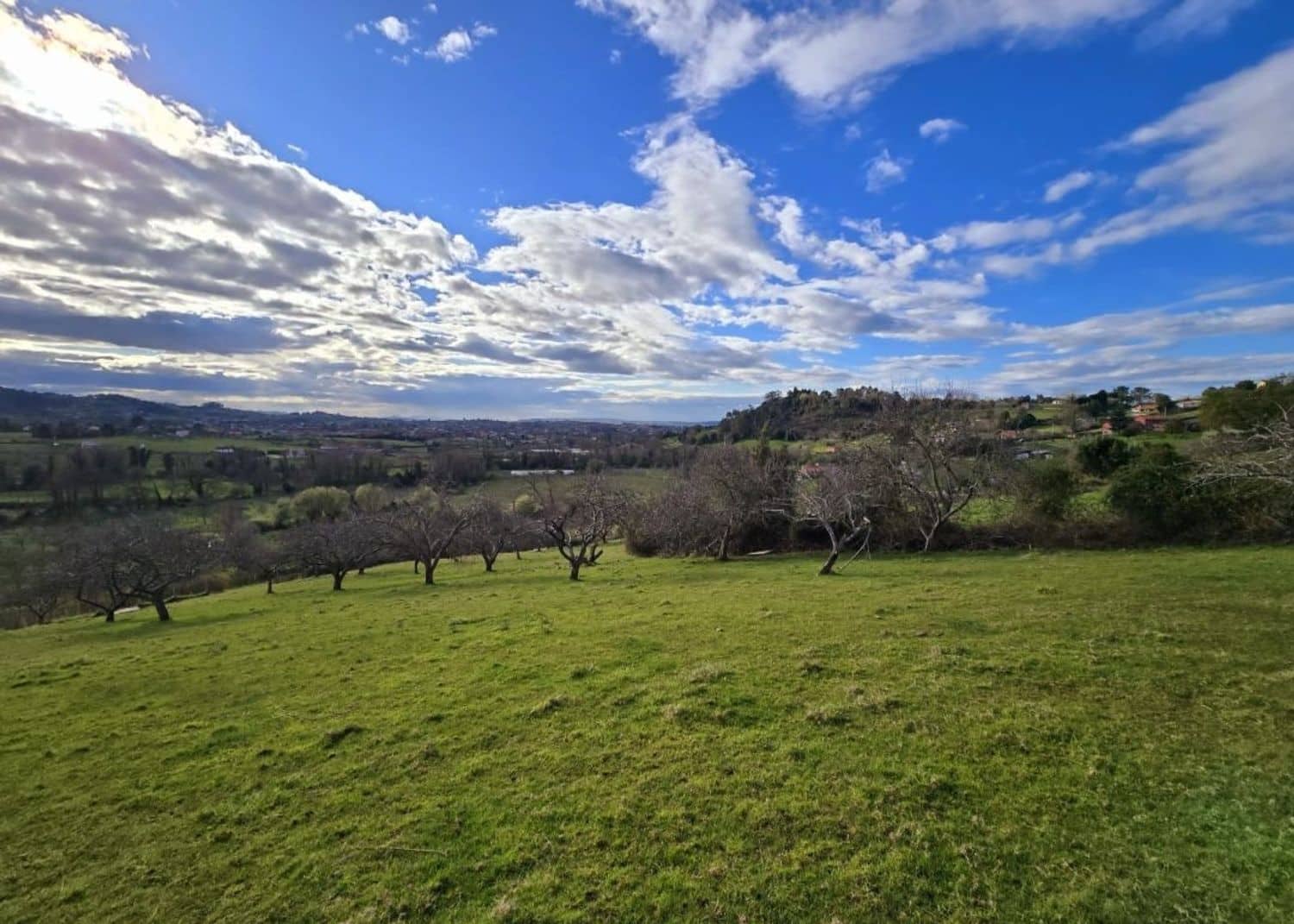 Grunde uden byggetilladelser til salg i Gijon - € 50.000 (Ref: 8883914)