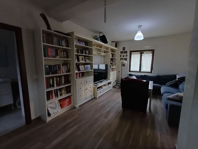 6 soverom Villa til salgs i Siero med garasje - € 325 000 (Ref: 8883919)