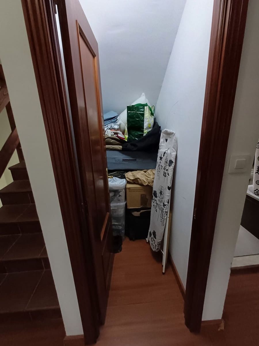 6 soveværelse Villa til salg i Siero med garage - € 325.000 (Ref: 8883919)