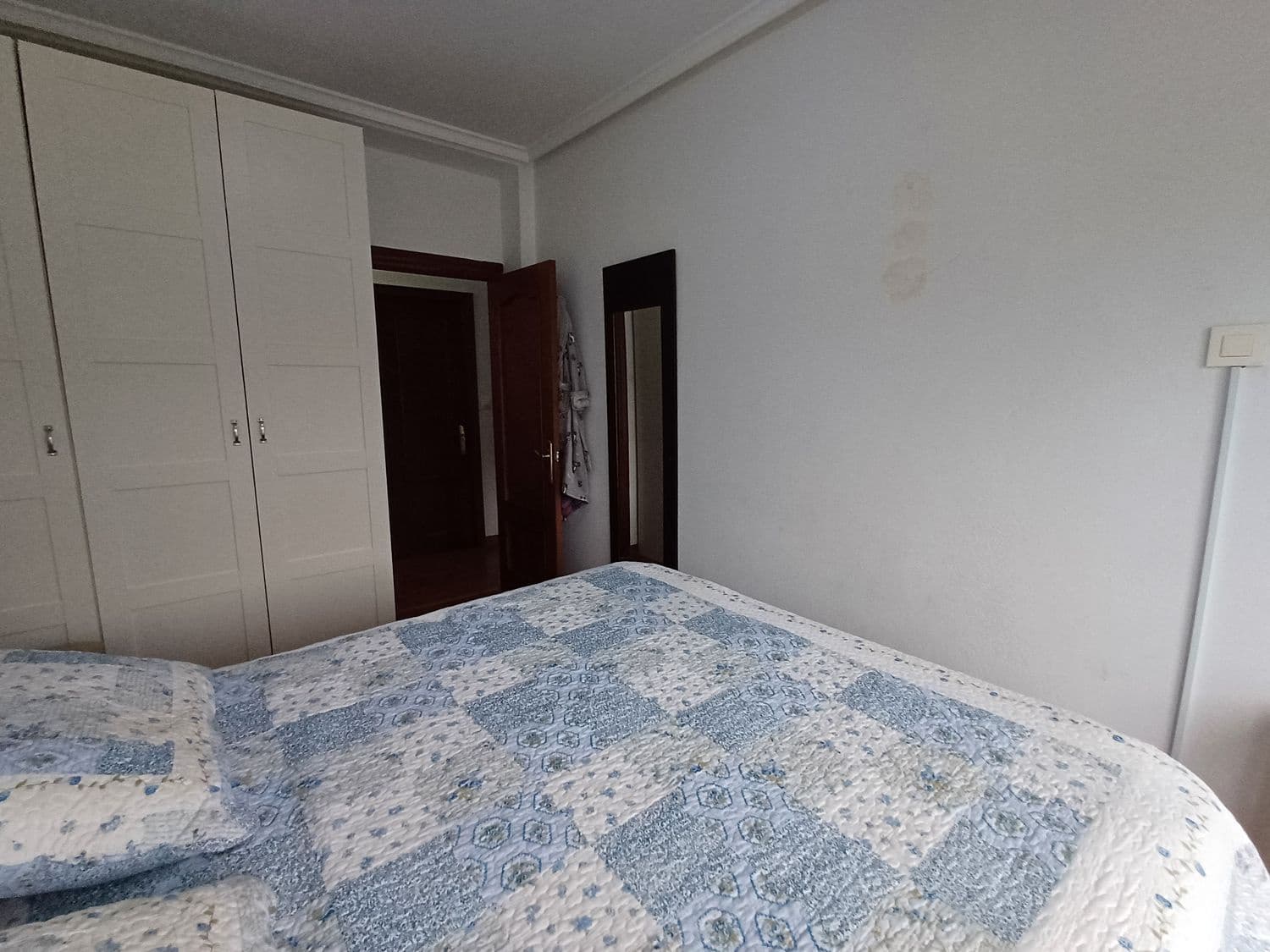 6 soveværelse Villa til salg i Siero med garage - € 325.000 (Ref: 8883919)