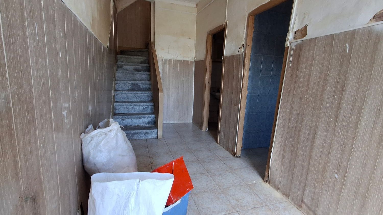 6 soveværelse Byhus til salg i Siero med garage - € 46.990 (Ref: 8905008)