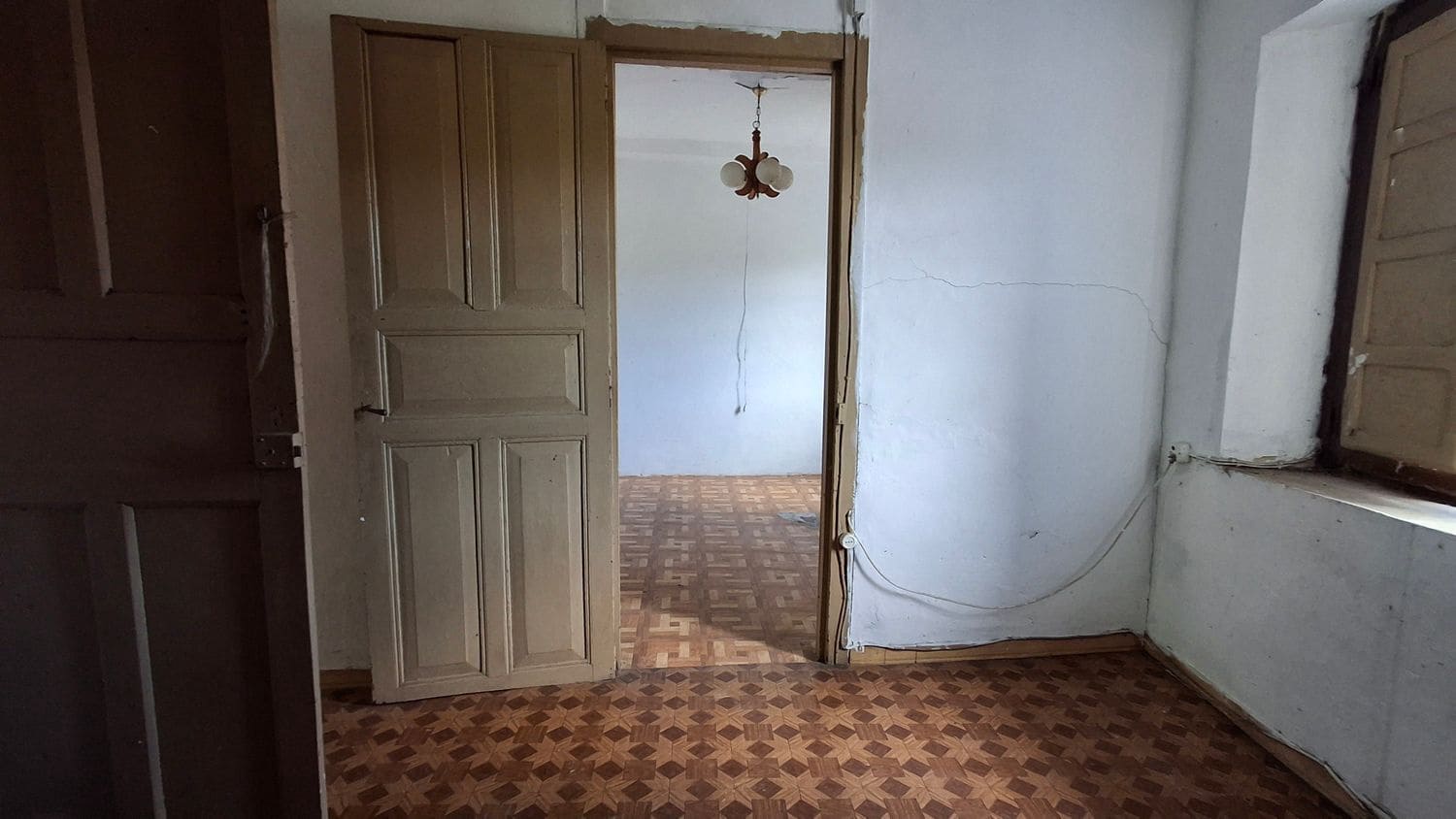 6 soveværelse Byhus til salg i Siero med garage - € 46.990 (Ref: 8905008)