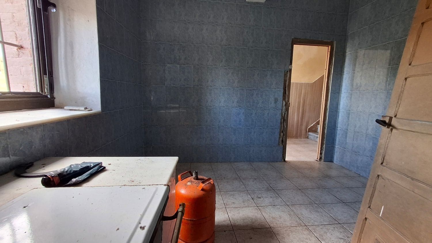 6 soveværelse Byhus til salg i Siero med garage - € 46.990 (Ref: 8905008)