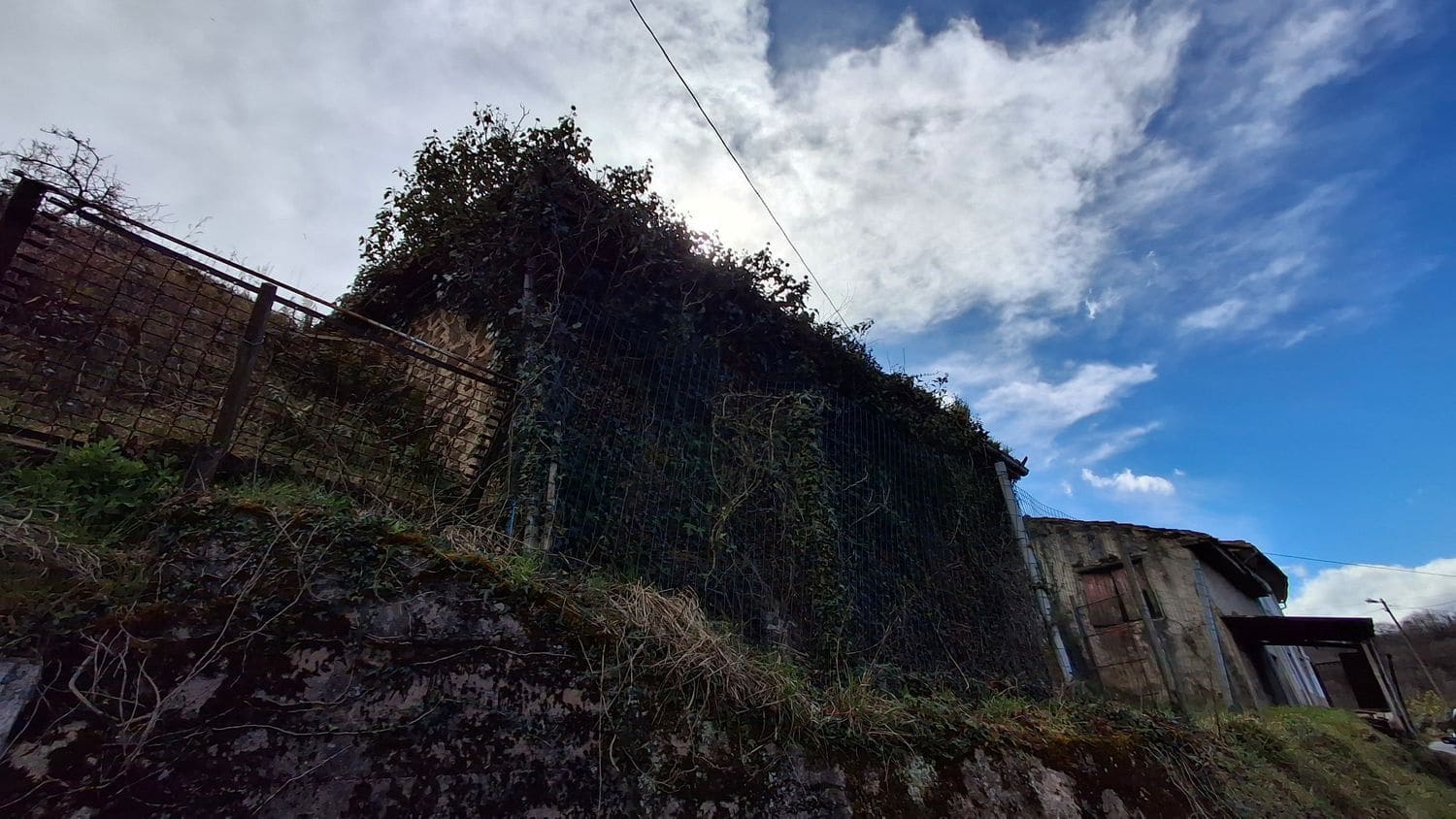 6 soveværelse Byhus til salg i Siero med garage - € 46.990 (Ref: 8905008)