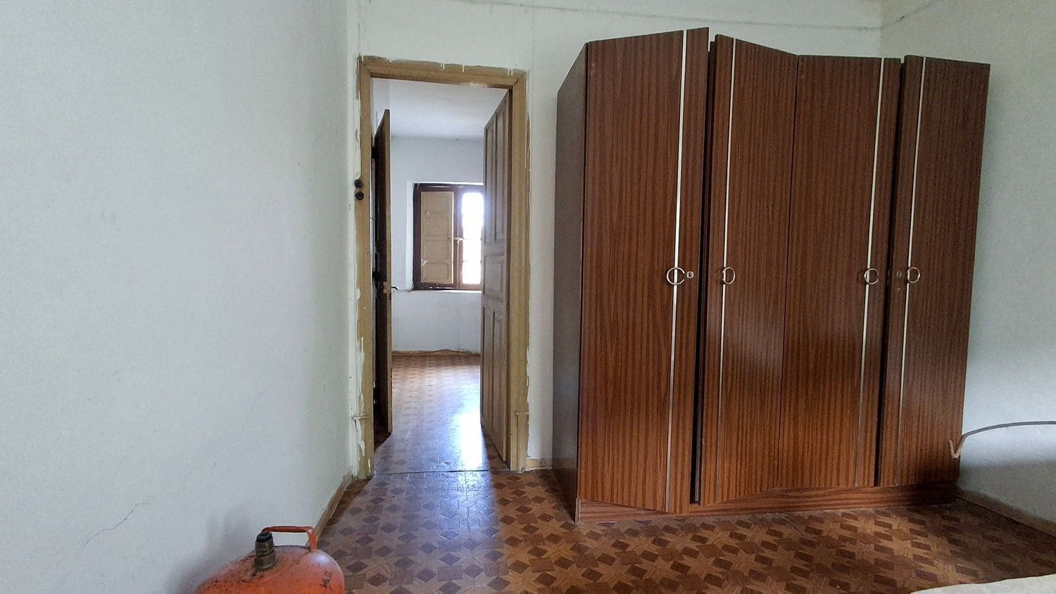 6 soveværelse Byhus til salg i Siero med garage - € 46.990 (Ref: 8905008)