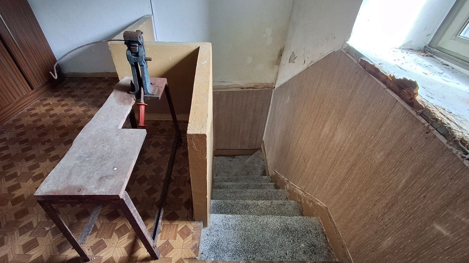 6 soveværelse Byhus til salg i Siero med garage - € 46.990 (Ref: 8905008)