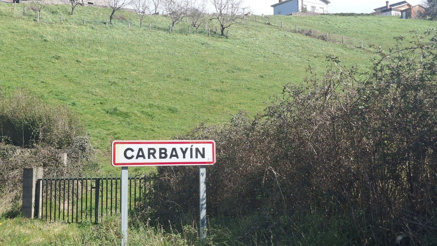 6 soveværelse Byhus til salg i Siero med garage - € 46.990 (Ref: 8905008)