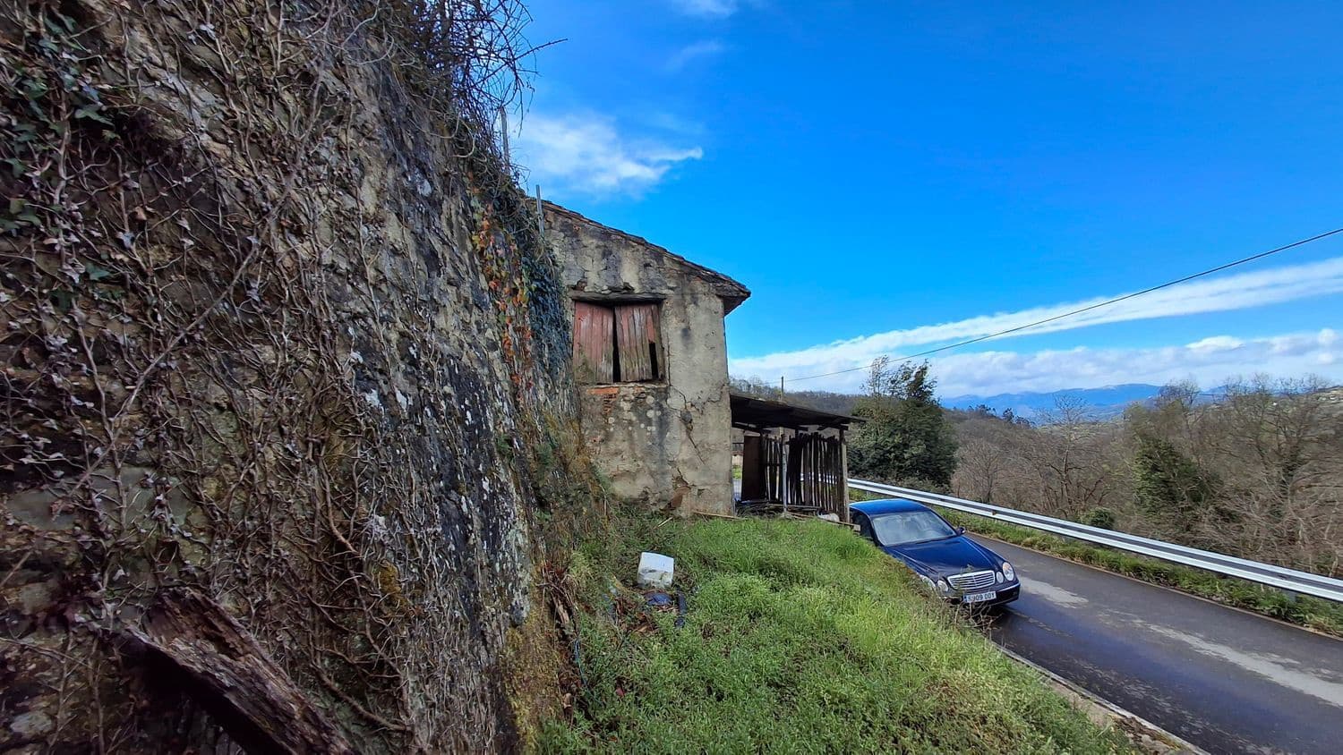 6 soveværelse Byhus til salg i Siero med garage - € 46.990 (Ref: 8905008)