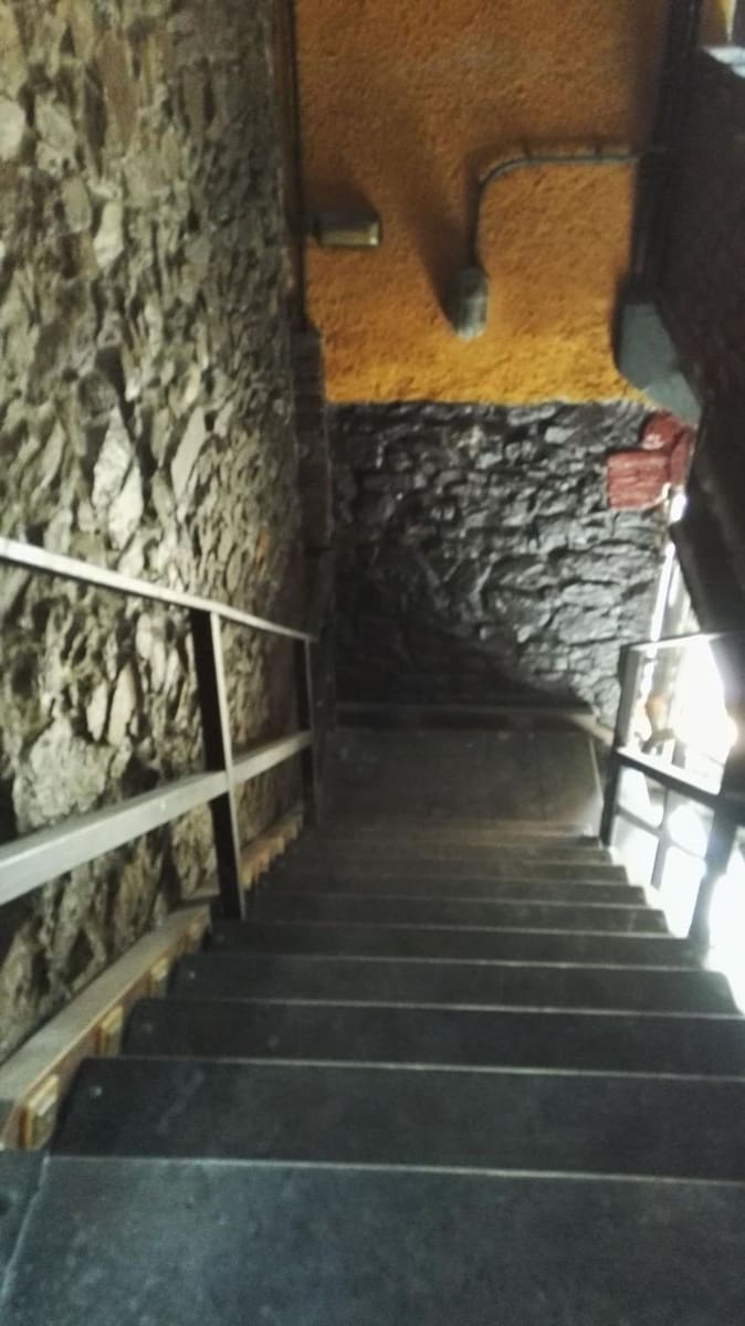 Byhus til salg i Mieres med garage - € 150.000 (Ref: 8910874)