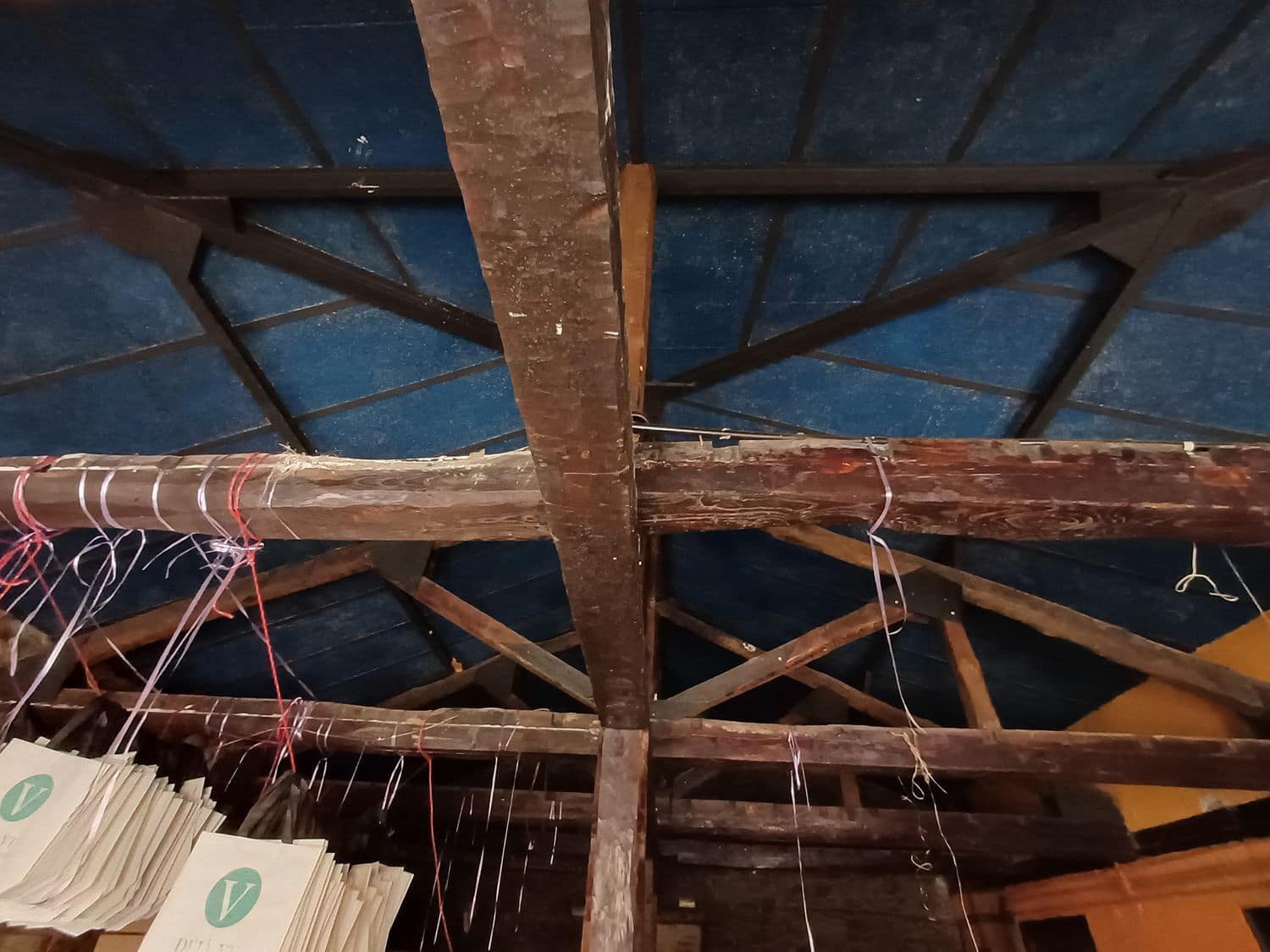 Byhus til salg i Mieres med garage - € 150.000 (Ref: 8910874)