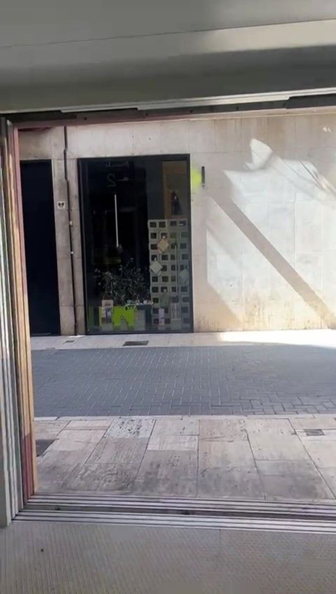 Garage til salg i Murcia by - € 70.000 (Ref: 8910875)