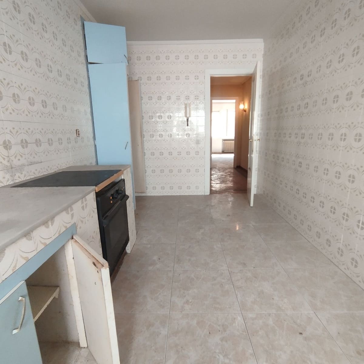 5 sypialnia Apartament na sprzedaż w Carreno z garażem - 180 000 € (Ref: 8910876)