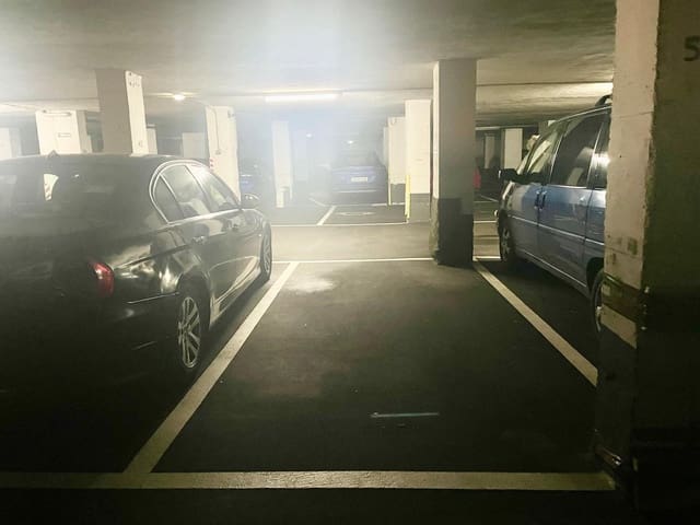 Garage for sale in Centro Urbano, Gijón - € 17,000 (Ref: 8912557)