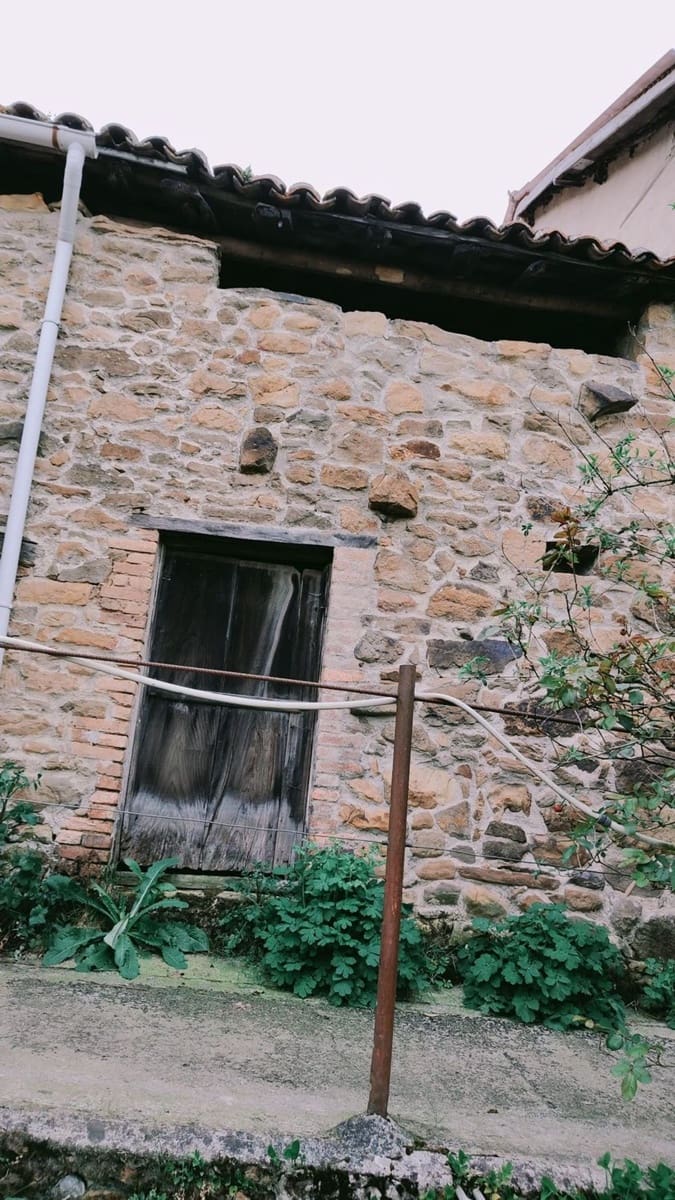 4 sypialnia Finka/Dom wiejski na sprzedaż w Langreo z garażem - 35 000 € (Ref: 8914617)