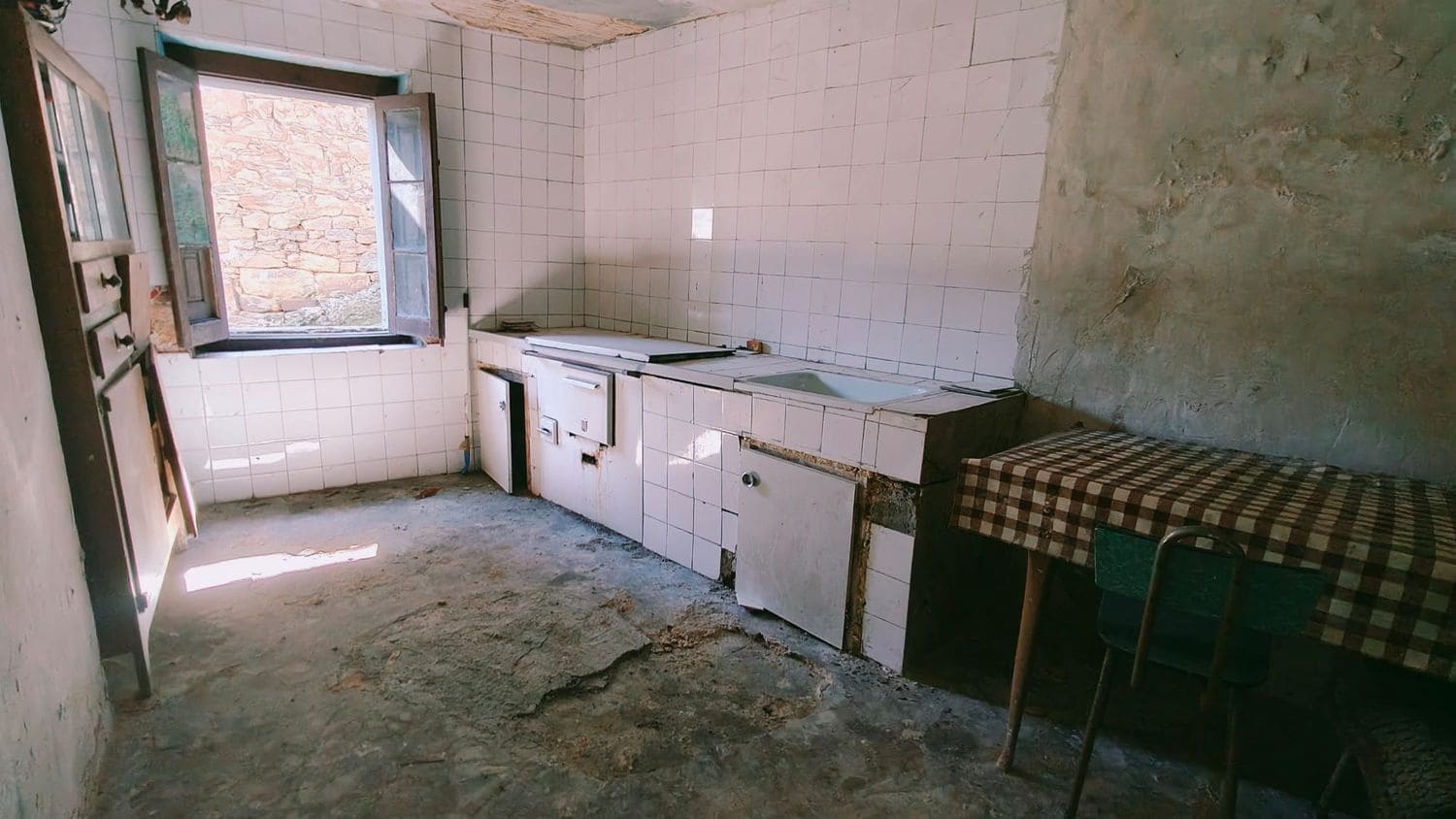 4 sypialnia Finka/Dom wiejski na sprzedaż w Langreo z garażem - 35 000 € (Ref: 8914617)