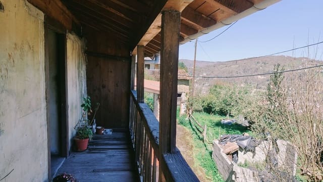 4 sypialnia Finka/Dom wiejski na sprzedaż w Langreo z garażem - 35 000 € (Ref: 8914617)