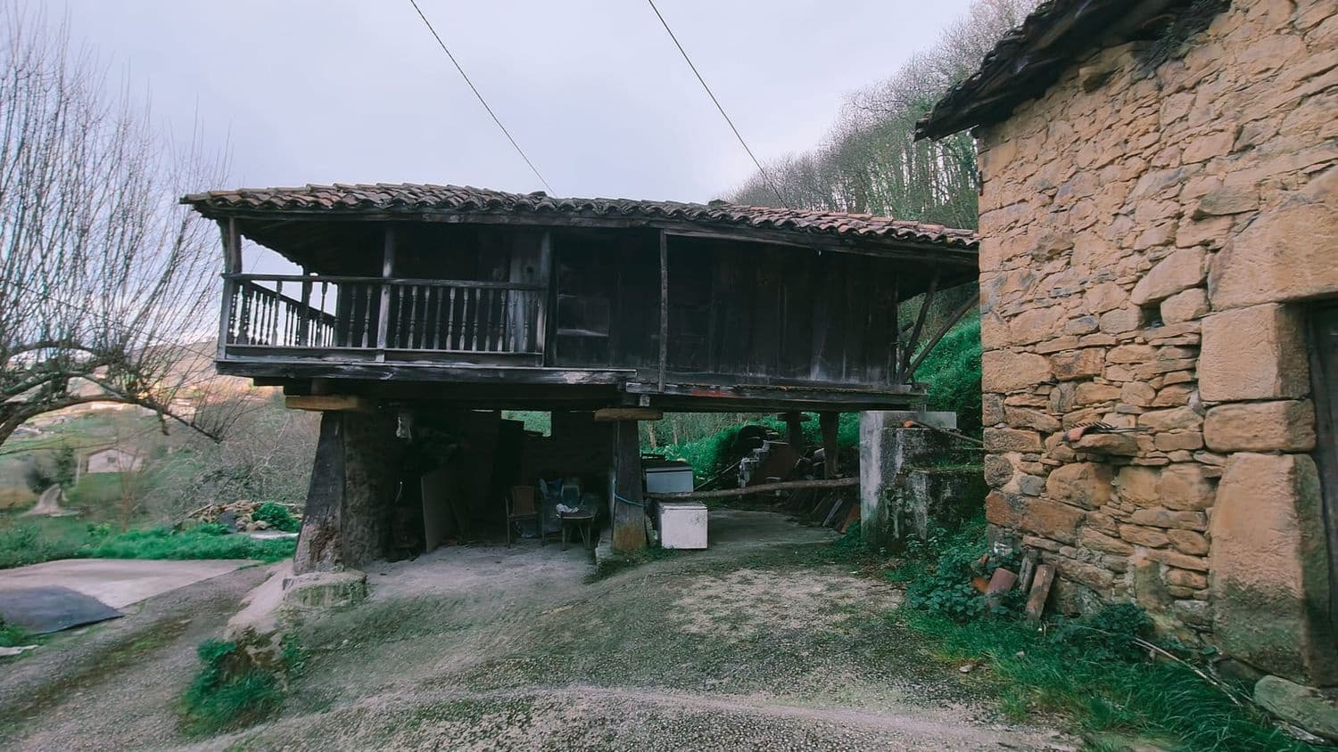 4 sypialnia Finka/Dom wiejski na sprzedaż w Langreo z garażem - 35 000 € (Ref: 8914617)